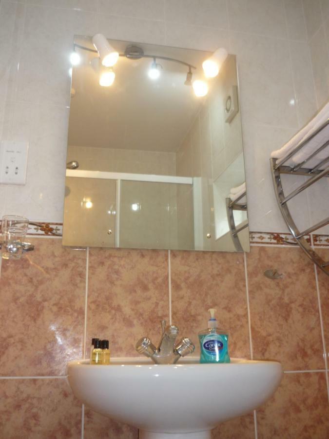 De La Warr Guest House 벡스힐 외부 사진